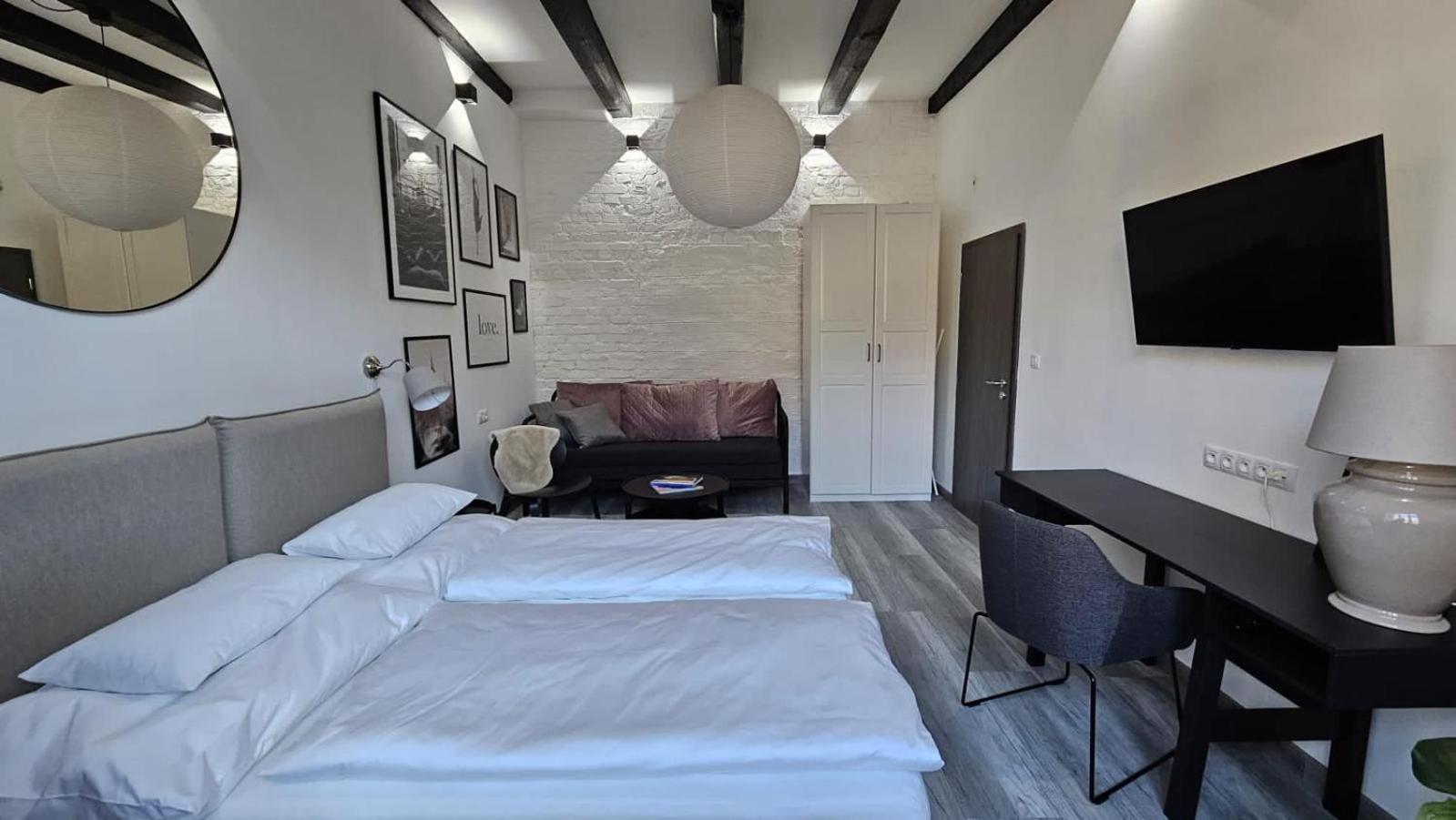 Great Living Apartments Карловы Вары Экстерьер фото
